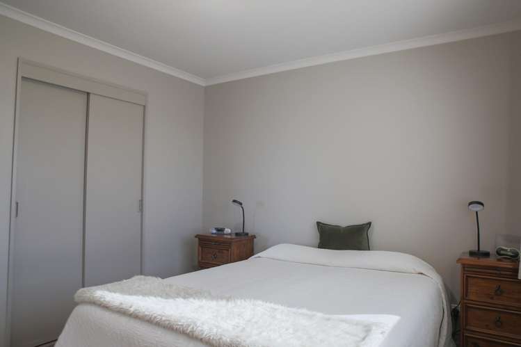 2 Burrows Street Bluff_14