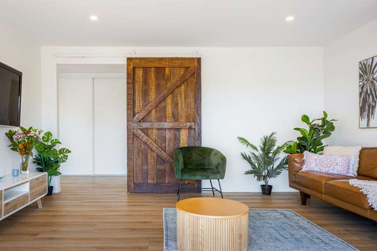 27a Beach Road Manly_11