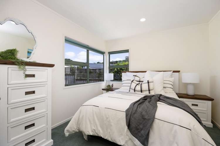 24 Mariners Grove Algies Bay_15