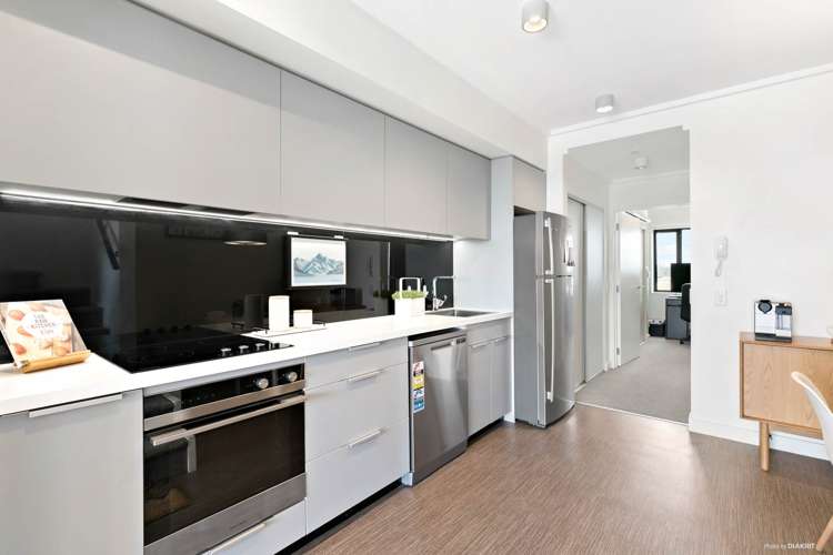 616/38 Mccrae Way New Lynn_2