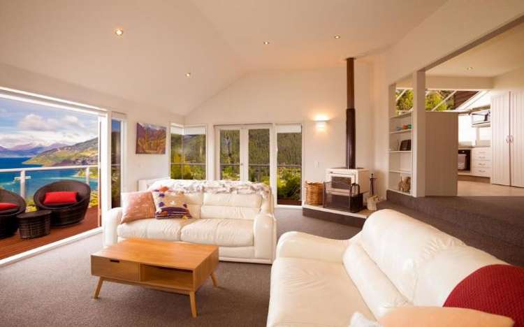 2/10 Manchester Place Queenstown_4