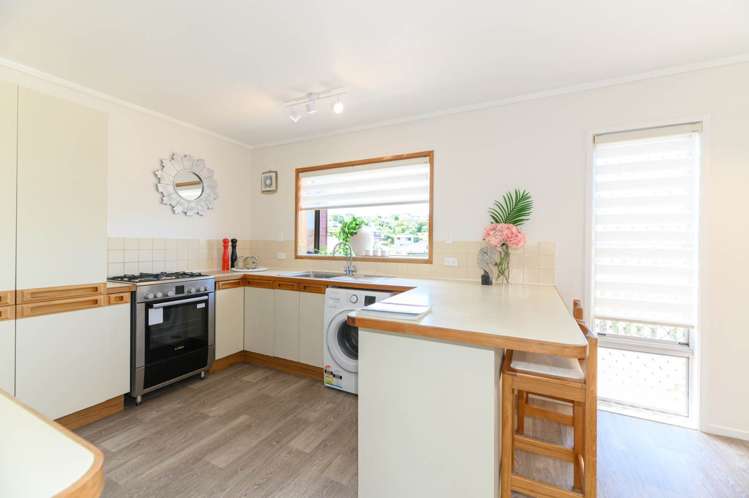 15 Macnay Way Murrays Bay_11