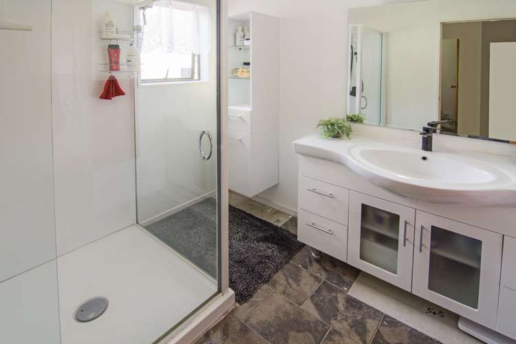 8 Mclaughlin Drive Tinui_10