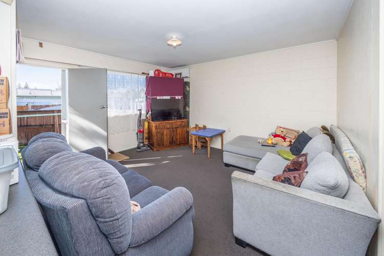 1-3/76 Tawa Street Melville_16