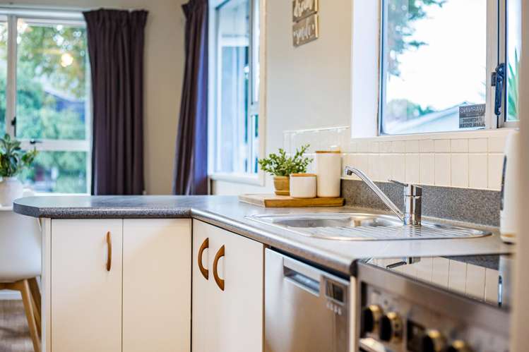 32 Brightwater Crescent Totara Park_2