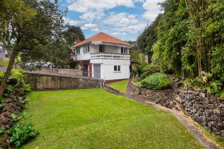18 Amandale Avenue Mount Albert_22