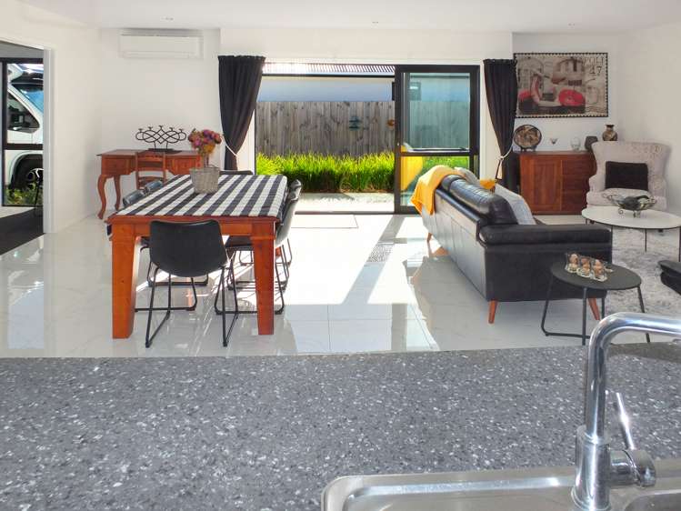 17 Oxnam Place Foxton Beach_11