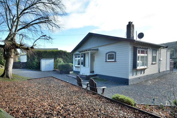 101 Main South Road Green Island_16