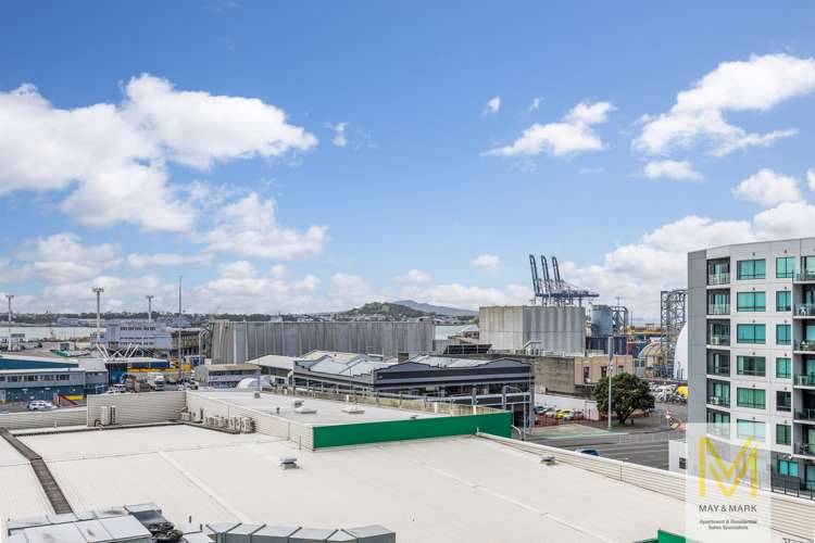 704/30 Beach Road Auckland Central_19