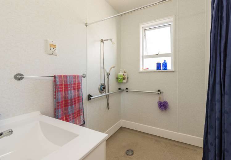 126 Tipahi Street Nelson South_14