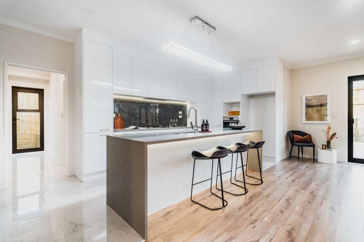 53 Bushfield Drive Flat Bush_5