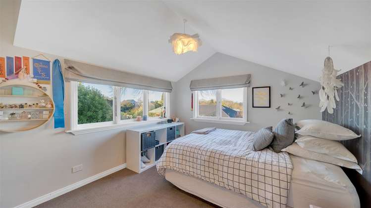 100 Idris Road Bryndwr_16