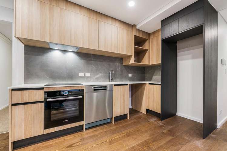 122/8 Meadowbank Road_0