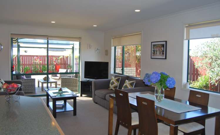 5 Kihi Place Ruakaka_5