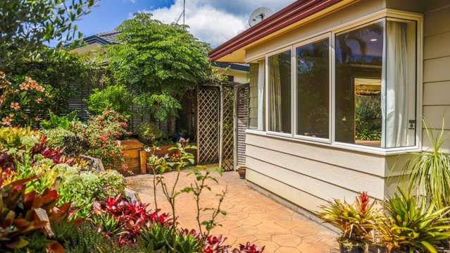 1/15 Mably Court Stanmore Bay_1