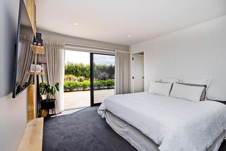 22 Glenda Place Seaward Bush_12