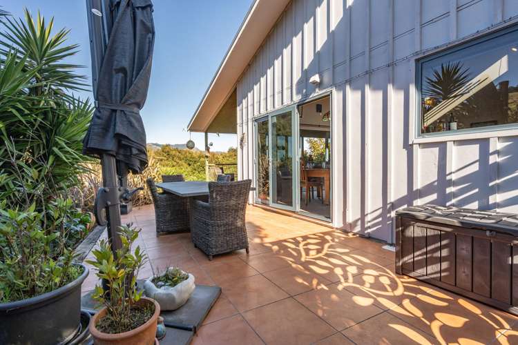 210A Bells Road Takamatua_8