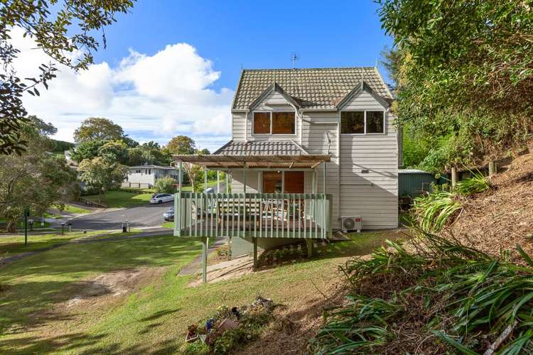 2/14 Sispara Place Beach Haven_11