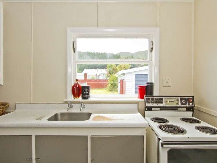 142 Wise Street Wainuiomata_12