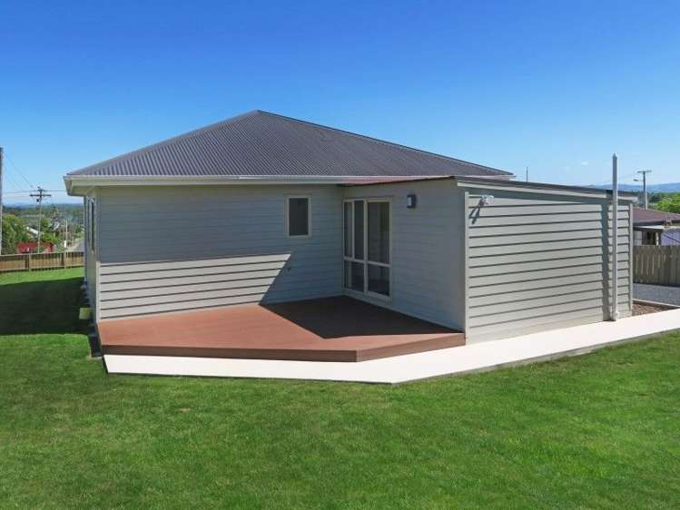 80 Salcombe Street Kaitangata_15