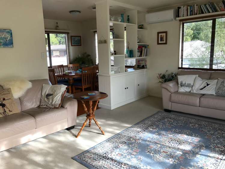 10 John Webster Place Glen Eden_3