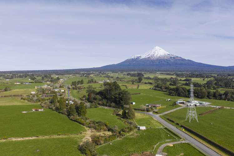 407 Surrey Road Inglewood_13