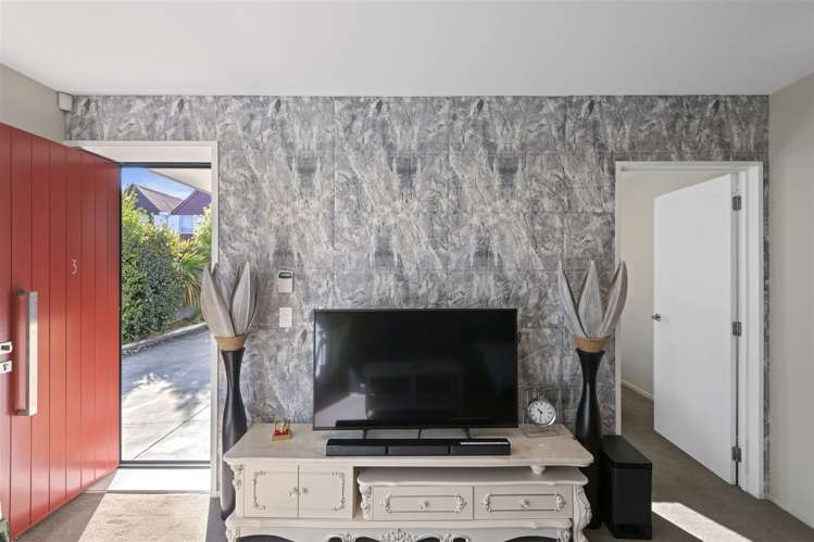 3/31 Buffon Street Waltham_6