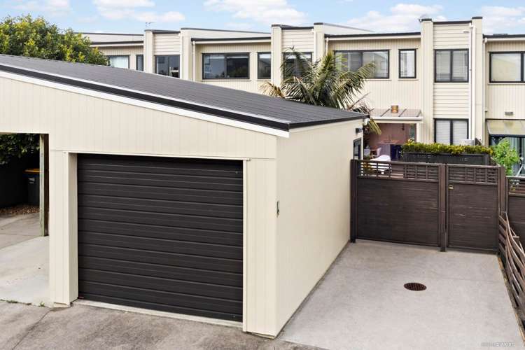 9 Kanuka Road Hobsonville_11