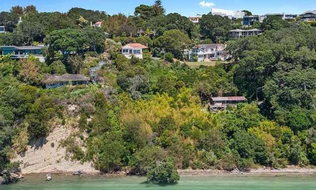 Andrew Krukziener selling off huge chunk of Karaka Bay