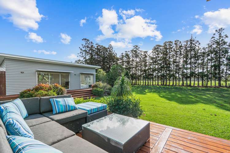 17 Johnson Point Road Waipu_11