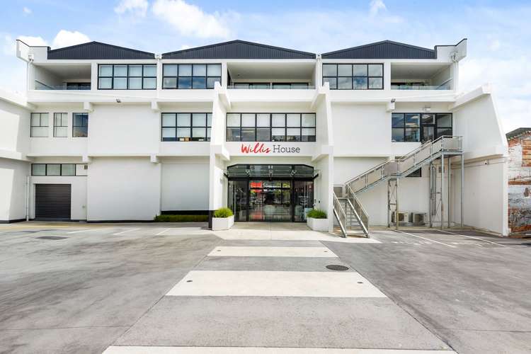 206/64 Dickens Street_0