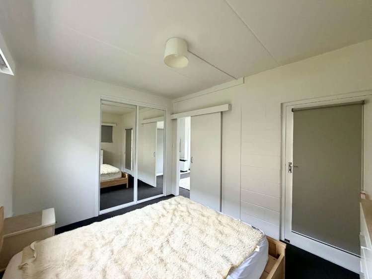 3 McLean Street 2608_9