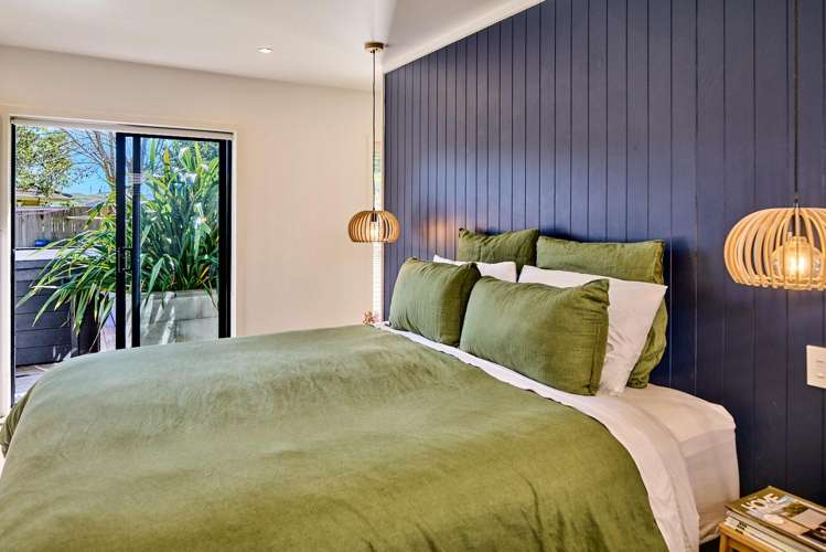 8 Beazley Avenue Paparangi_13