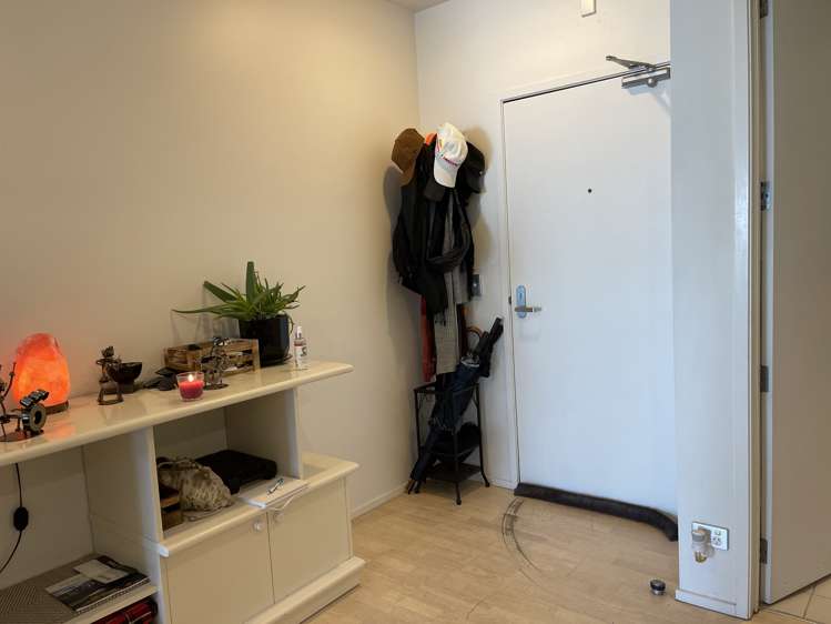 911/30 Beach Road Auckland Central_14