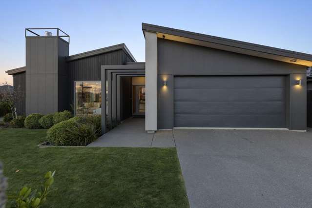 THE ULTIMATE TRIFECTA OF STYLE, SPACE & COMFORT