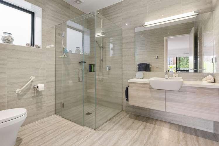 169 Jack Lachlan Drive Beachlands_19