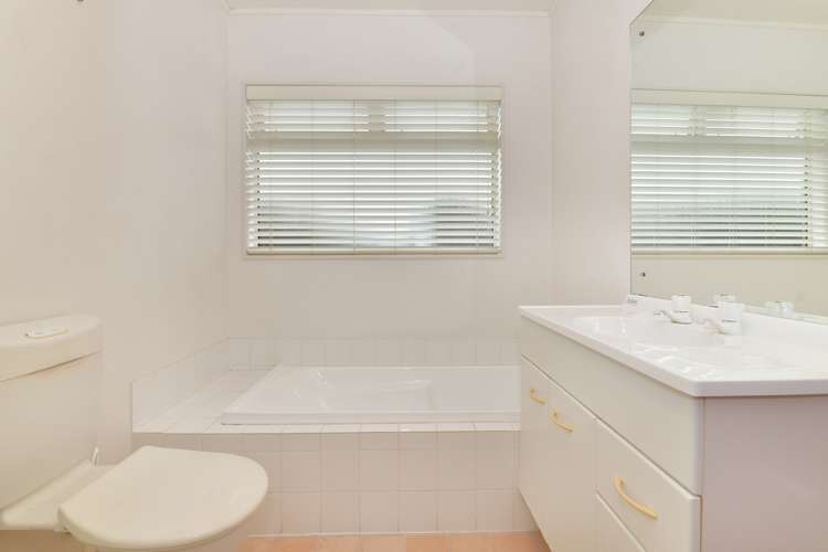 8 Chalmers Close Orewa_13