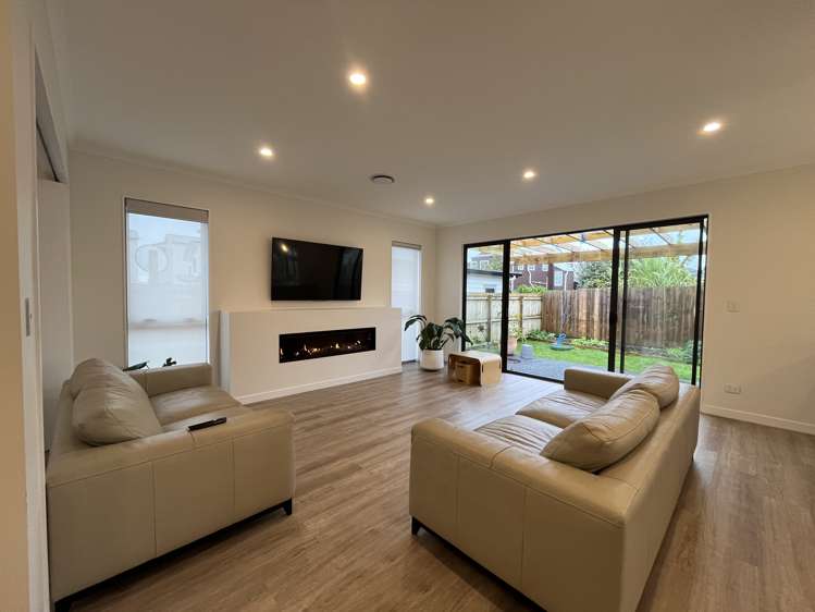 13a Graeme Avenue Mangere East_15