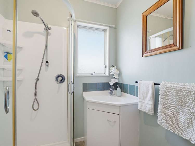 6 Raglan Avenue Cloverlea_28