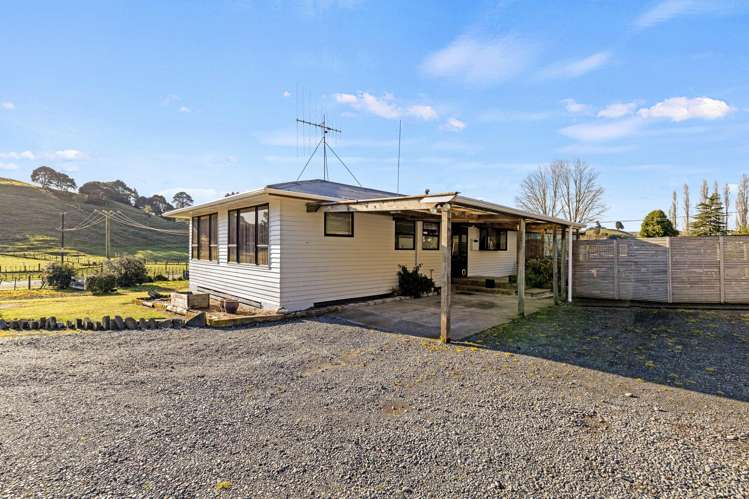 67 Ongo Road Hunterville_5