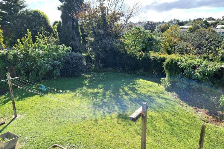 2 Farmer Street Te Kamo_19