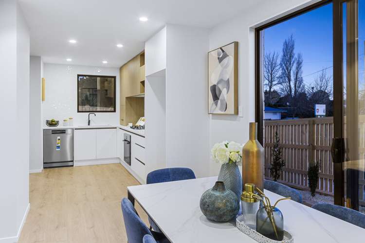 70a Bond Crescent Forrest Hill_6