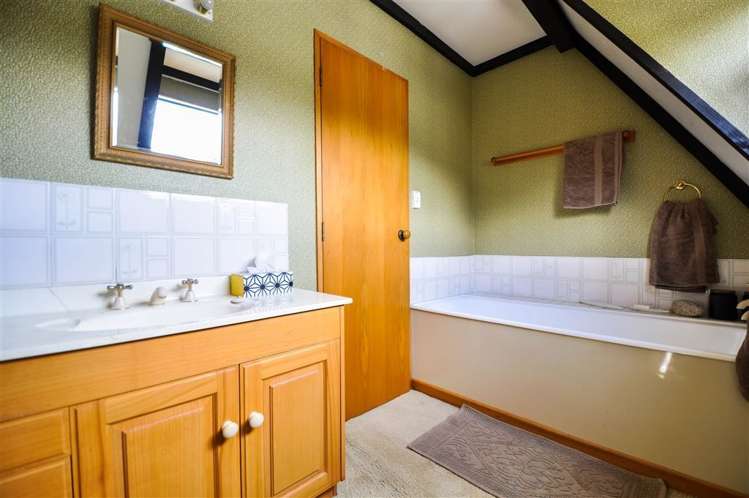 7 Alton Lane Nelson City_12