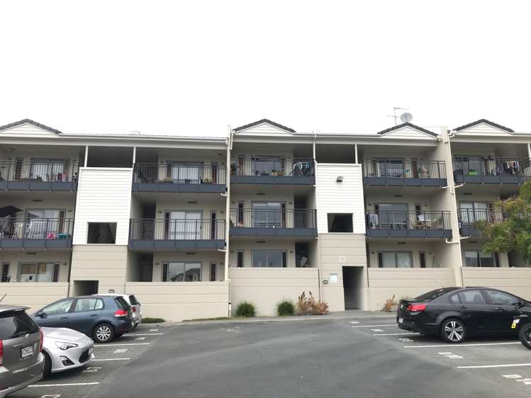 D12/71 Spencer Road Oteha_10