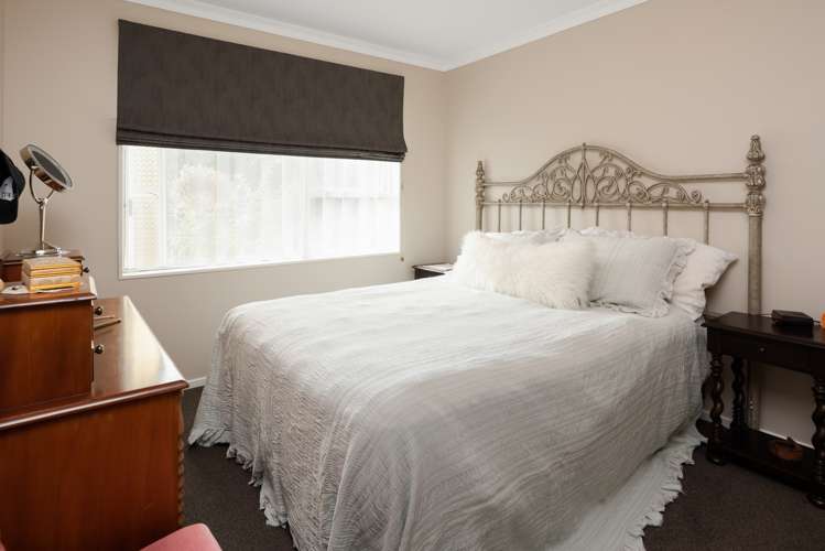 16a Brian Bary Street Redwoodtown_6