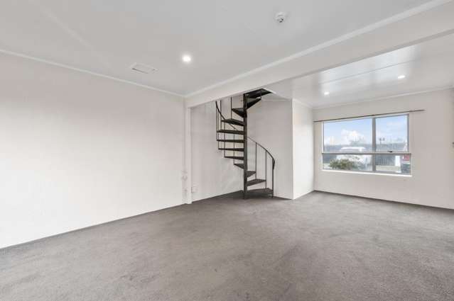 1296 Hinemaru Street Rotorua_4