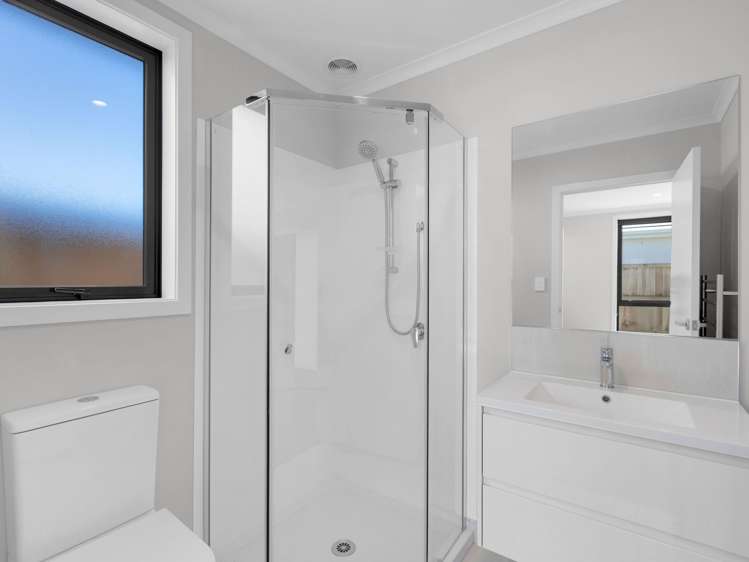 30 Waruhia Crescent Rototuna North_8