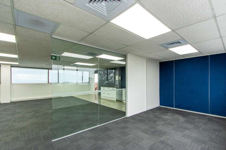 Office 1/84-90 Mokoia Road Birkenhead_5