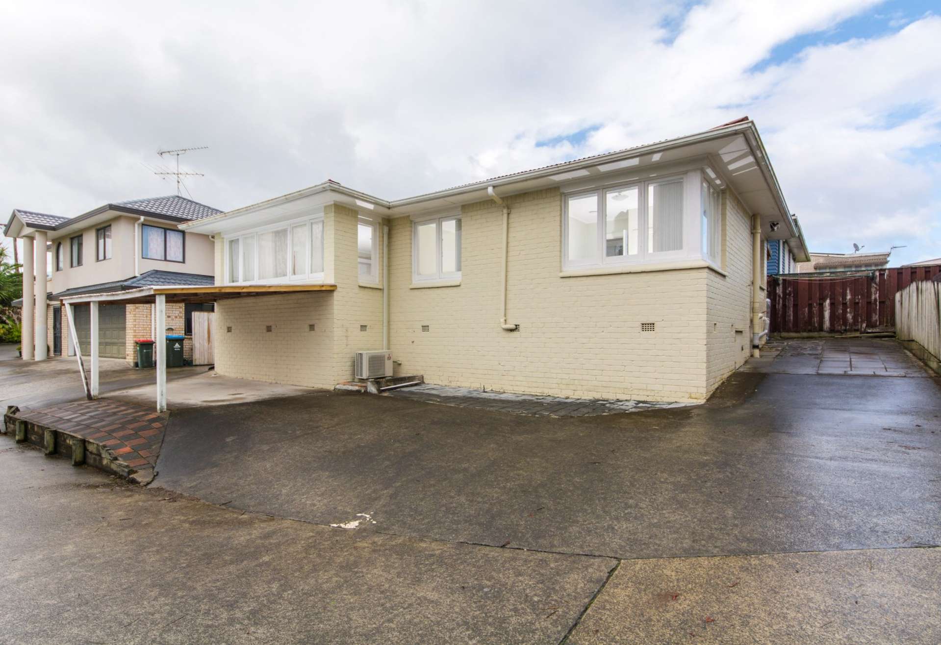 83a White Swan Road Mount Roskill_0