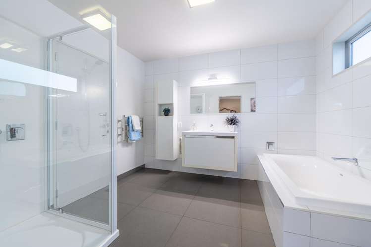 117 Layard Street Windsor_11
